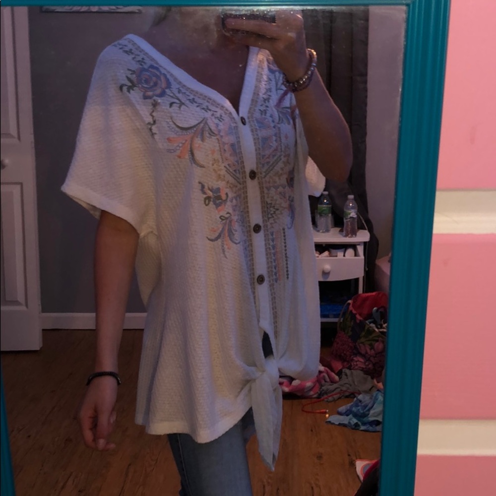 white floral detail blouse